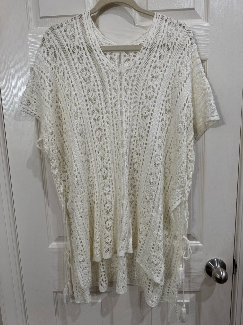 Women’s White Crochet Knit Poncho Top